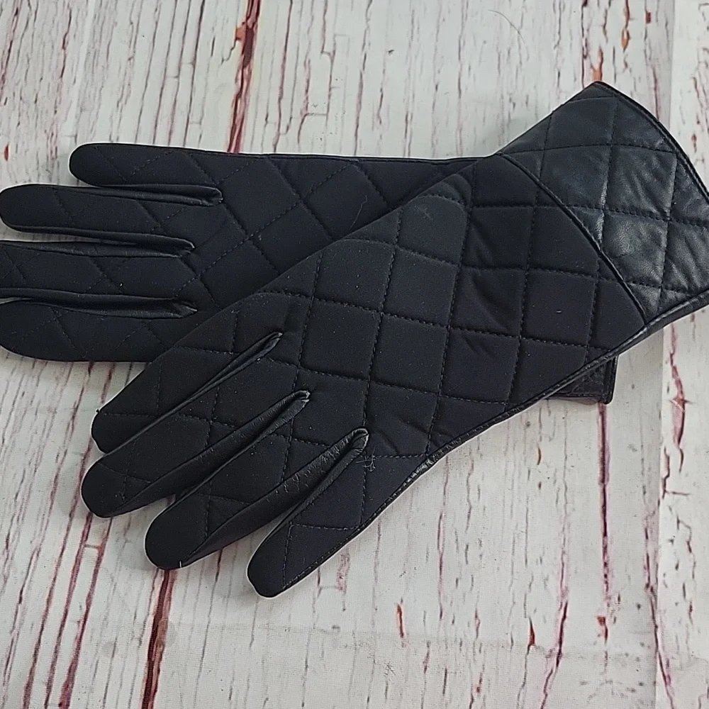 Quilted Black Leather And Nylon Gloves Size Medium